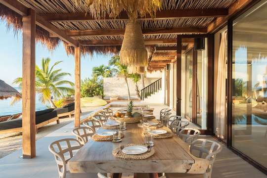 Alfresco Dining