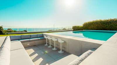 Outdoor Lounge Areas