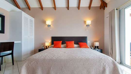 Couples Hideaway