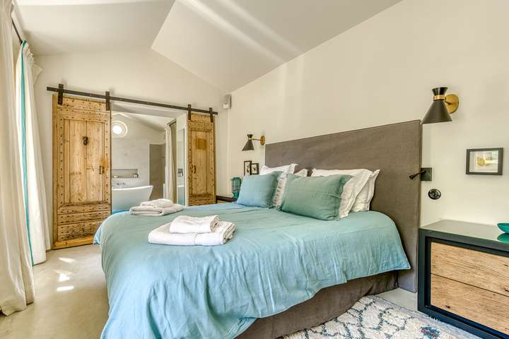 Bedroom 4 - Independent Master Suite
