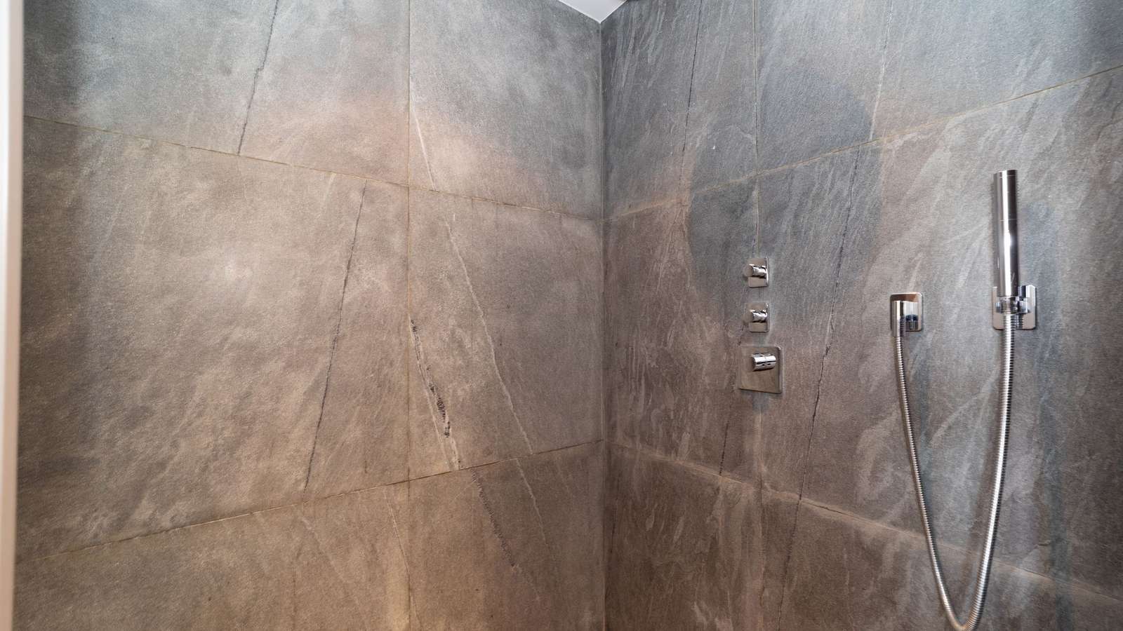Property image 70