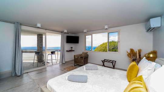 Couples Hideaway