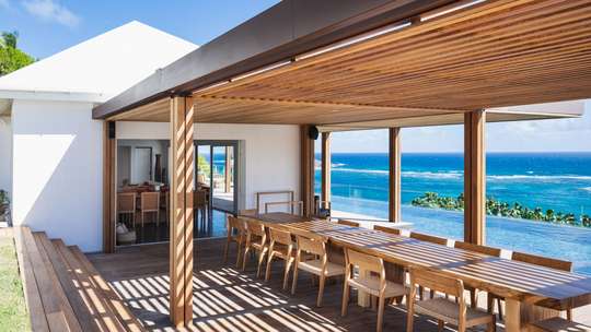 Alfresco Dining
