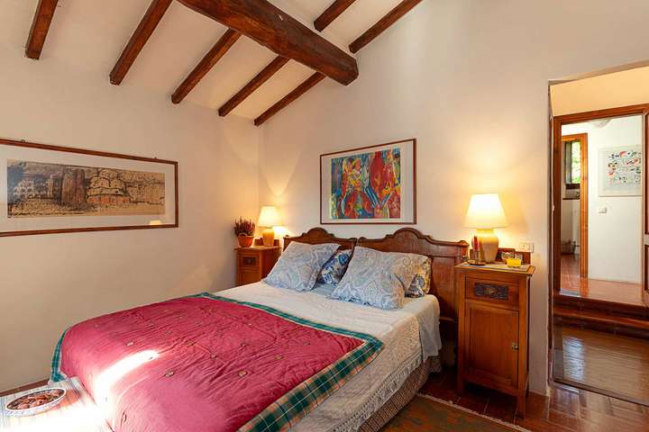 Bedroom 4 - Queen bedroom