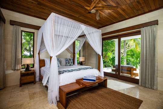 Couples Hideaway