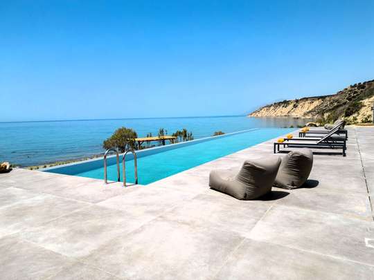 Infinity Pool