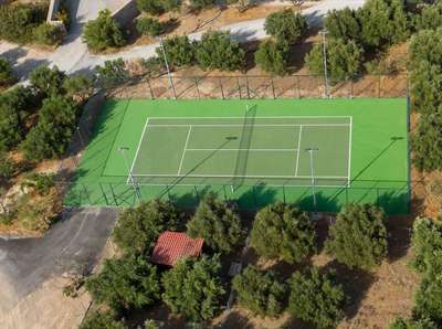 Tennis Court (Shared)