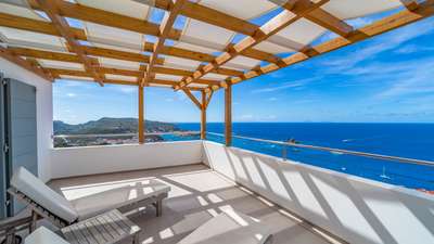 Outdoor Lounge Area