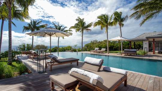Outdoor Lounge Area