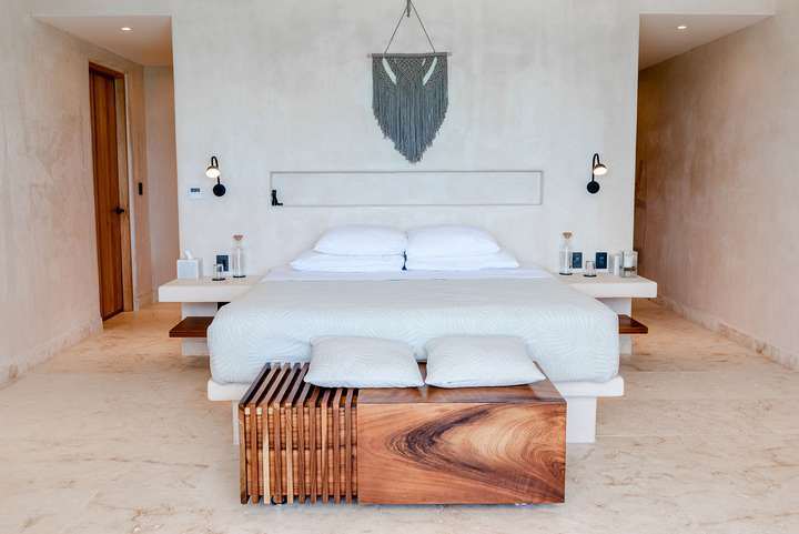 Bedroom 1 - Master Suite