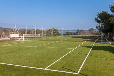 Tennis Court (Shared)
