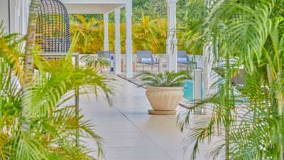 Outdoor Lounge Area