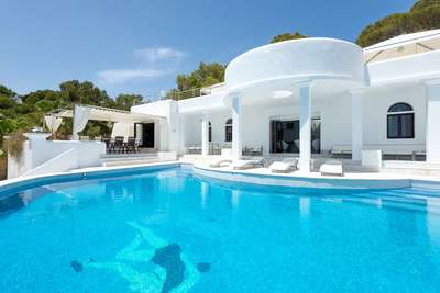 Infinity Pool