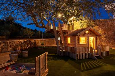 Children's Play Area