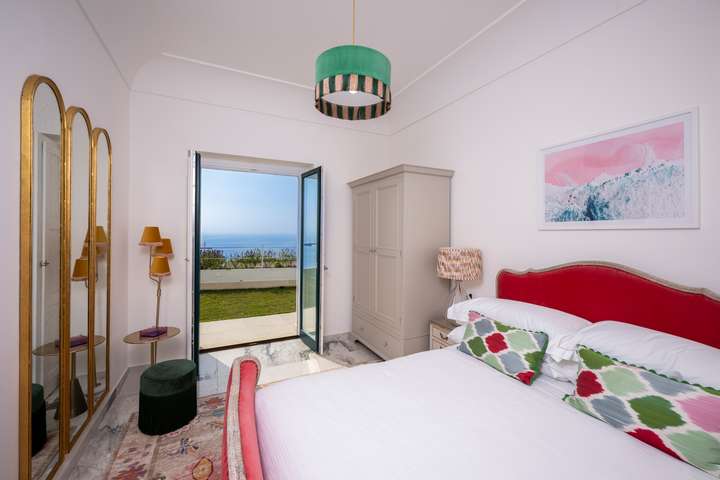 Bedroom 4 - Queen bedroom