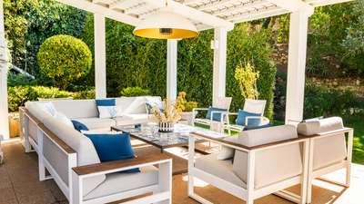 Outdoor Lounge Areas