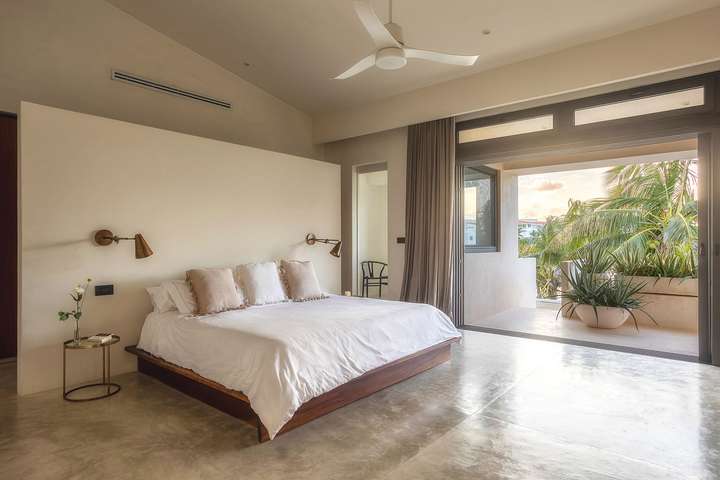 Bedroom 1 - Master Suite