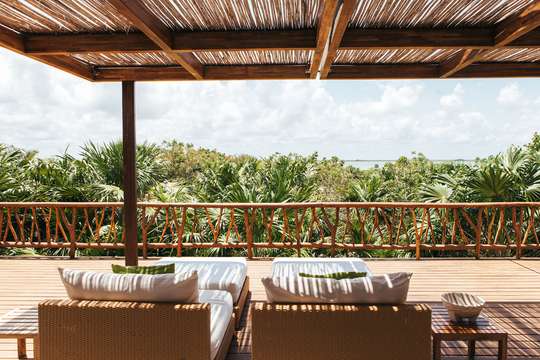 Outdoor Lounge Areas