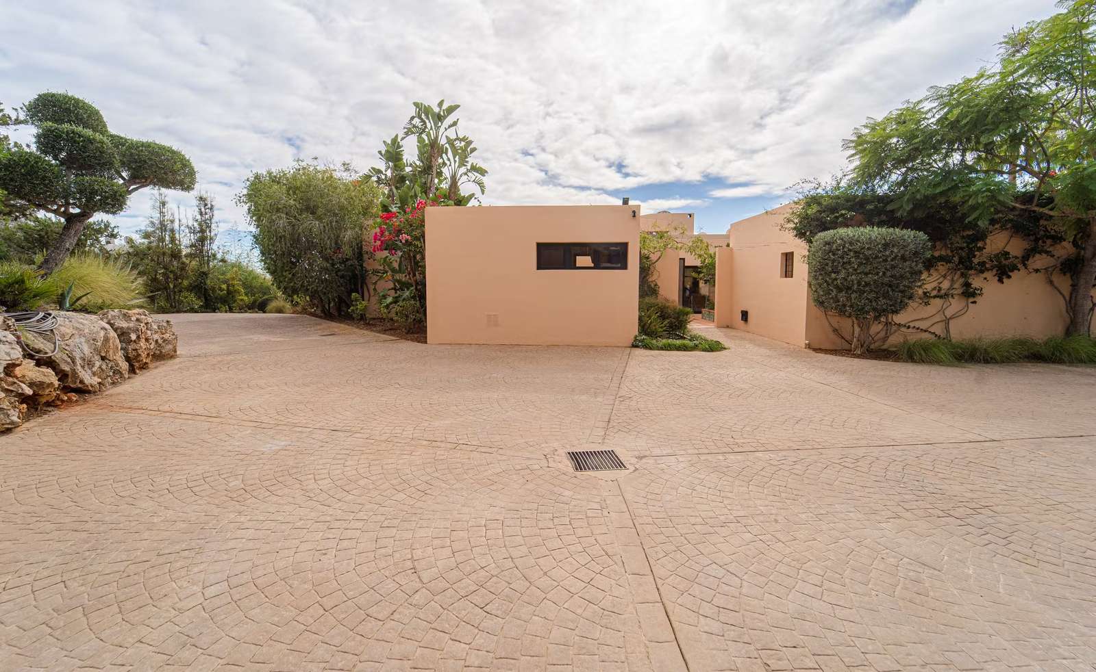 Property image 90