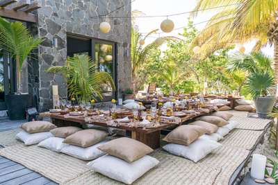 Alfresco Dining