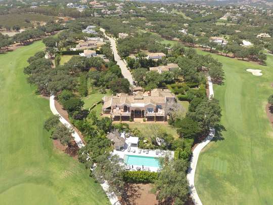 Close to Golf Course