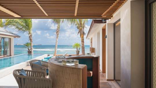 Outdoor Bar