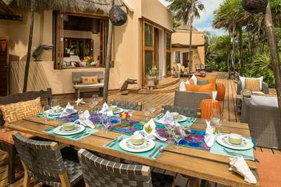 Alfresco Dining