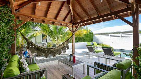 Outdoor Lounge Area