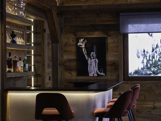 Indoor Bar