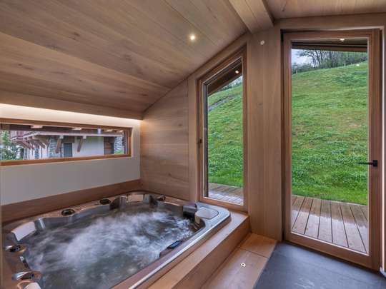 Jacuzzi