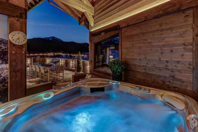 Hot Tub