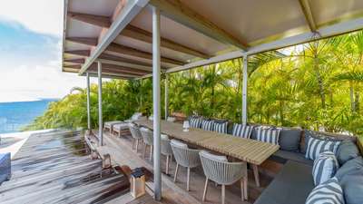 Alfresco Dining