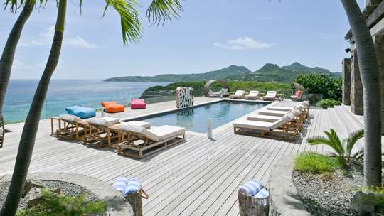 Outdoor Lounge Area