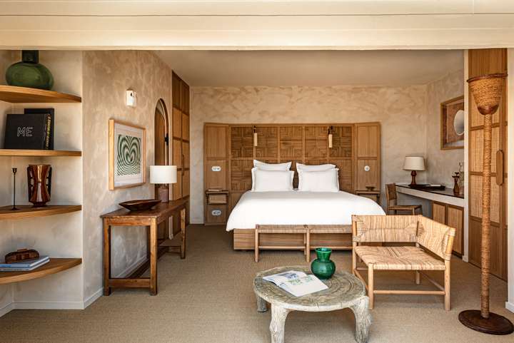 Bedroom 1 - Master Suite 