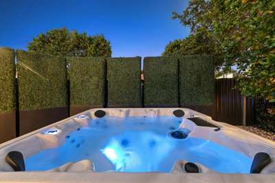 Hot Tub