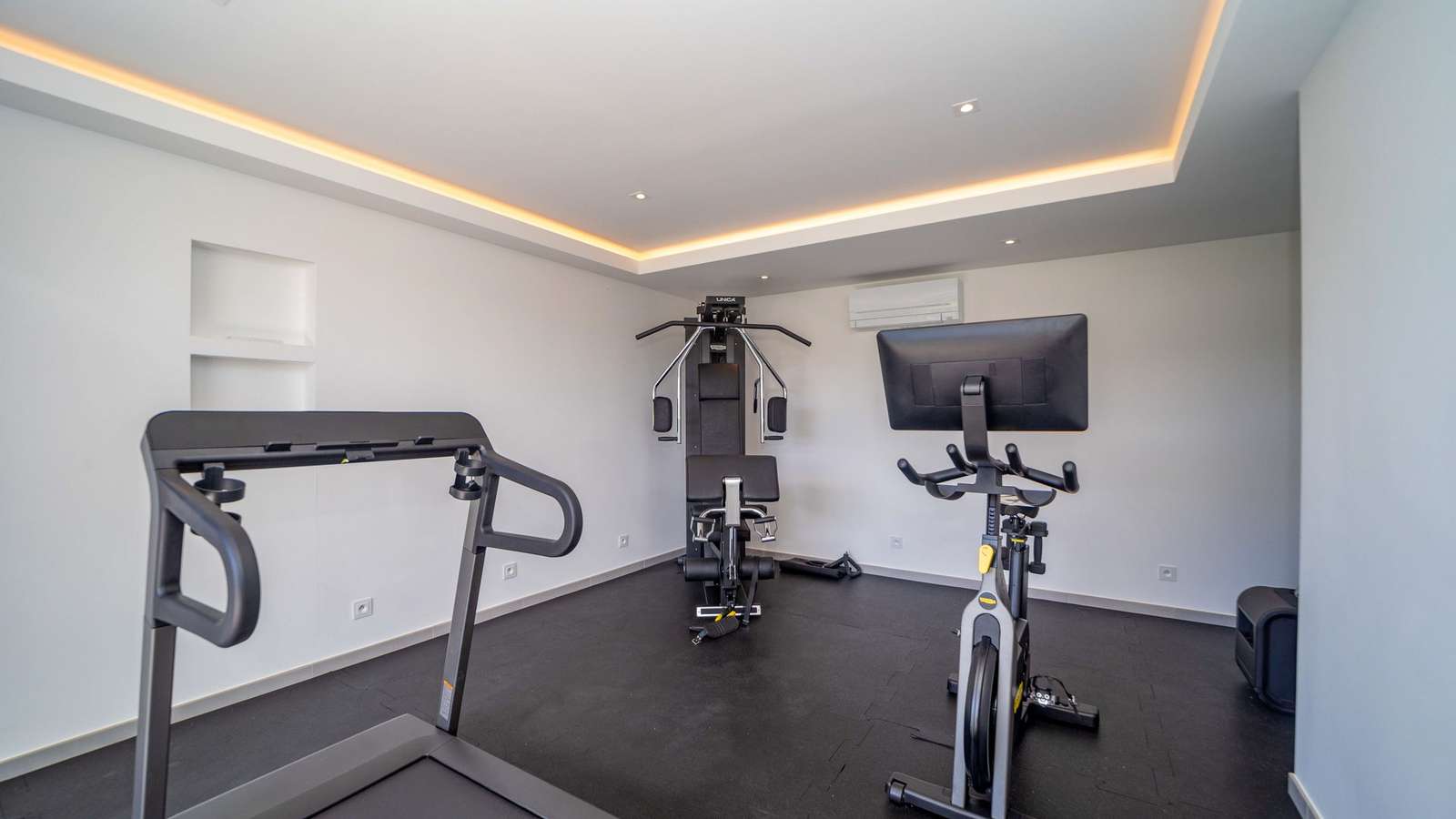 Property image 64