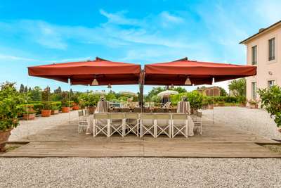 Covered Outdoor Dining