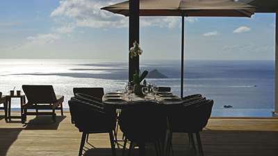 Alfresco Dining