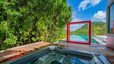 Jacuzzi