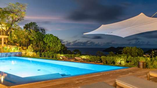Heated Infinity Pool
