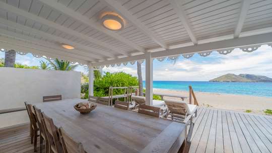 Alfresco Dining