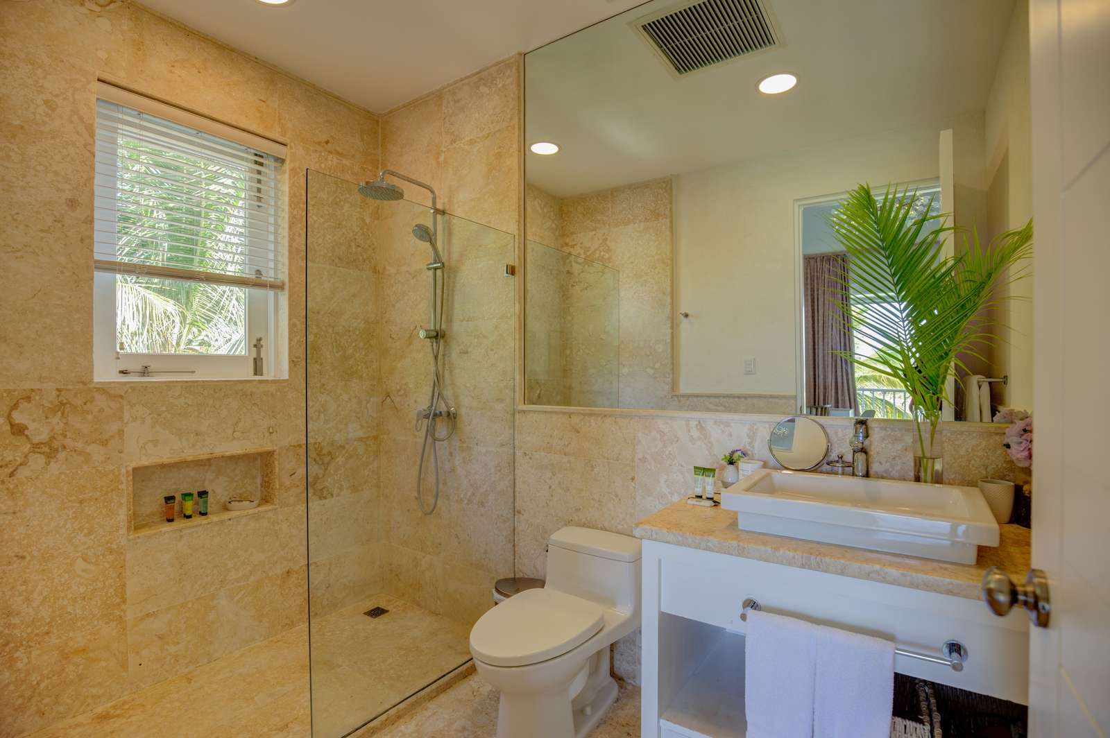 Property image 64