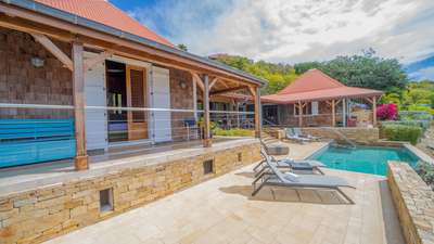 Outdoor Lounge Area