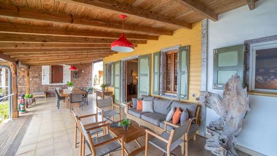 Covered Outdoor Living and Dining Areas