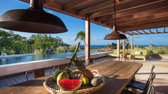Alfresco Dining