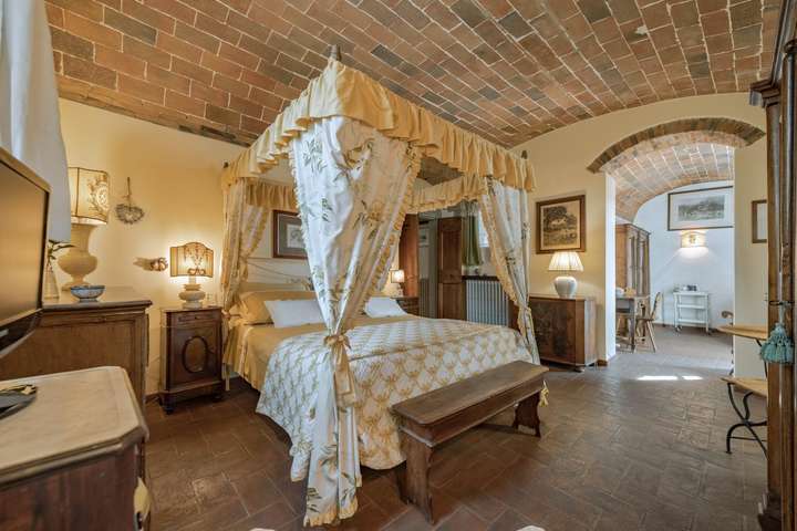 Bedroom 1 - Main Villa