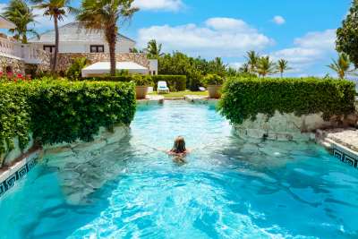 2 Swimming Pools
