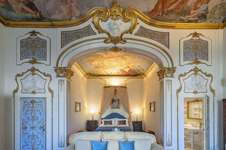 Bedroom 1 - Master Queen Alcove Bedroom