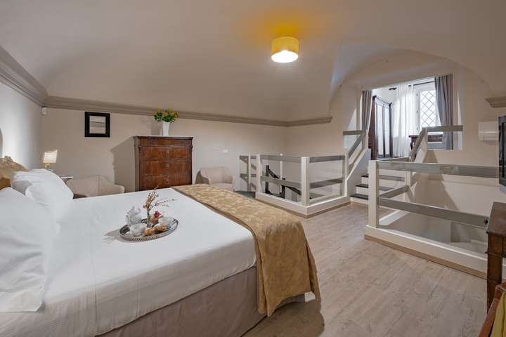 Bedroom 3 - Mezzanine Queen/Twin Bedroom