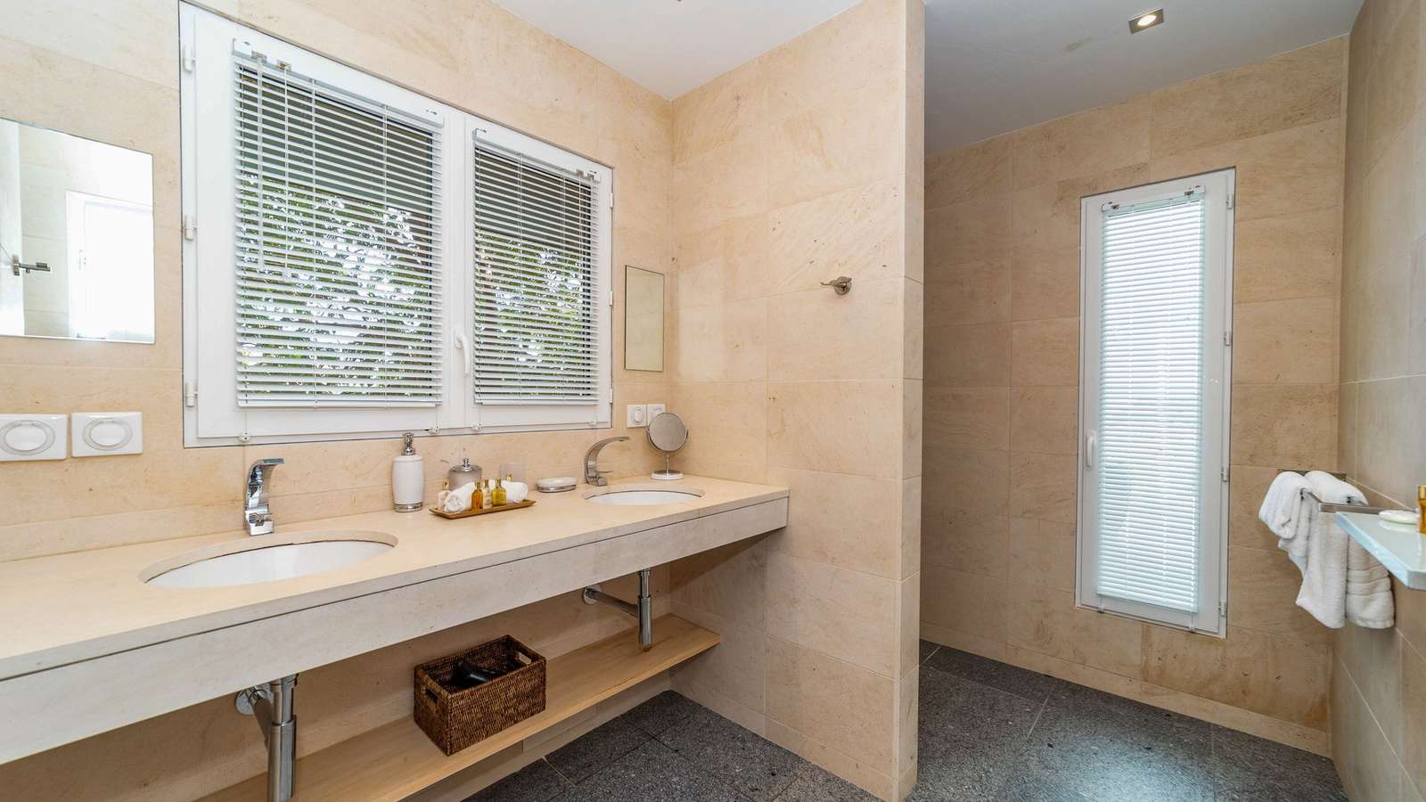 Property image 43